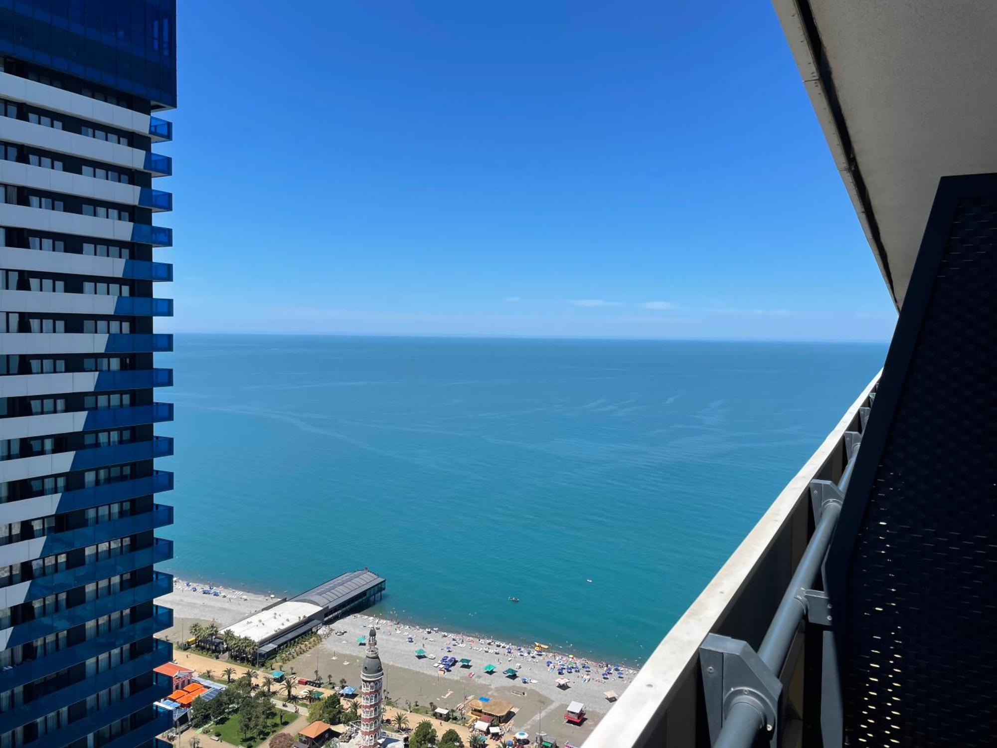Orbi City Sea View Batoumi Extérieur photo